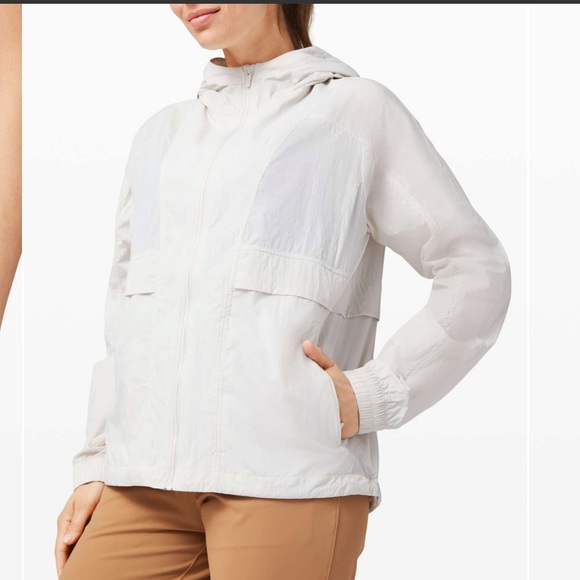 lululemon athletica Jackets & Blazers - Lululemon hood lite jacket